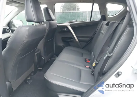 2017 Toyota Rav4 Hybrid Limited z USA, uszkodzony, nr VIN JTMDJREV0HD140223